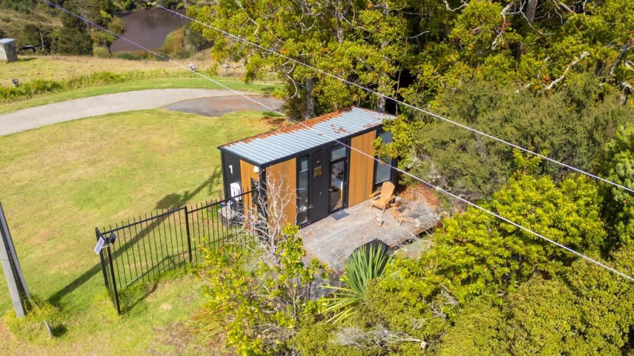 The Kauri Getaway By Tiny Away Villa Waitoki Екстериор снимка
